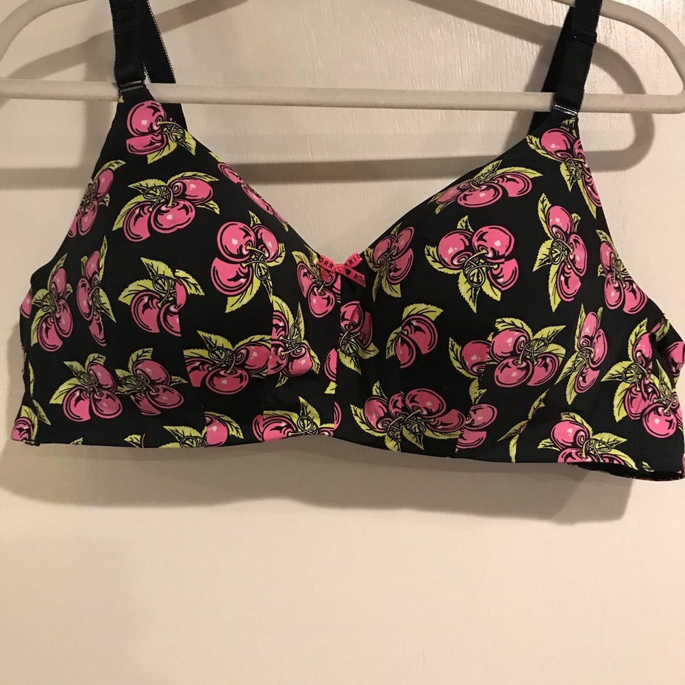 Torrid Betsey Johnson, 42B, cherries, lightly lined, no underwire